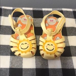 Zaxy by mini mellisa yellow sun sandals